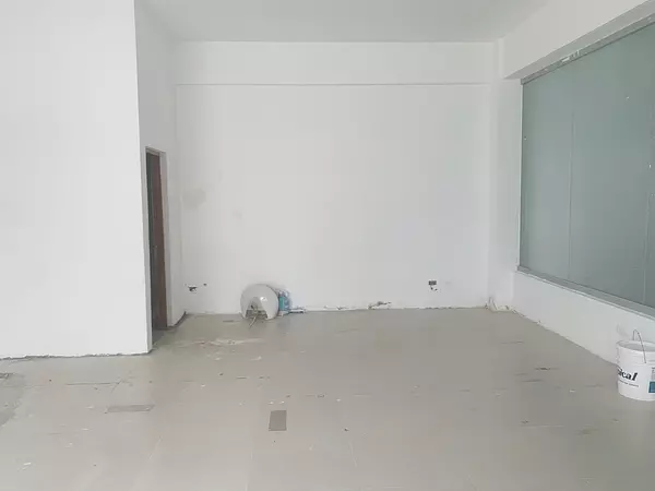 oficinas y locales comerciales - Local en Piantini  2