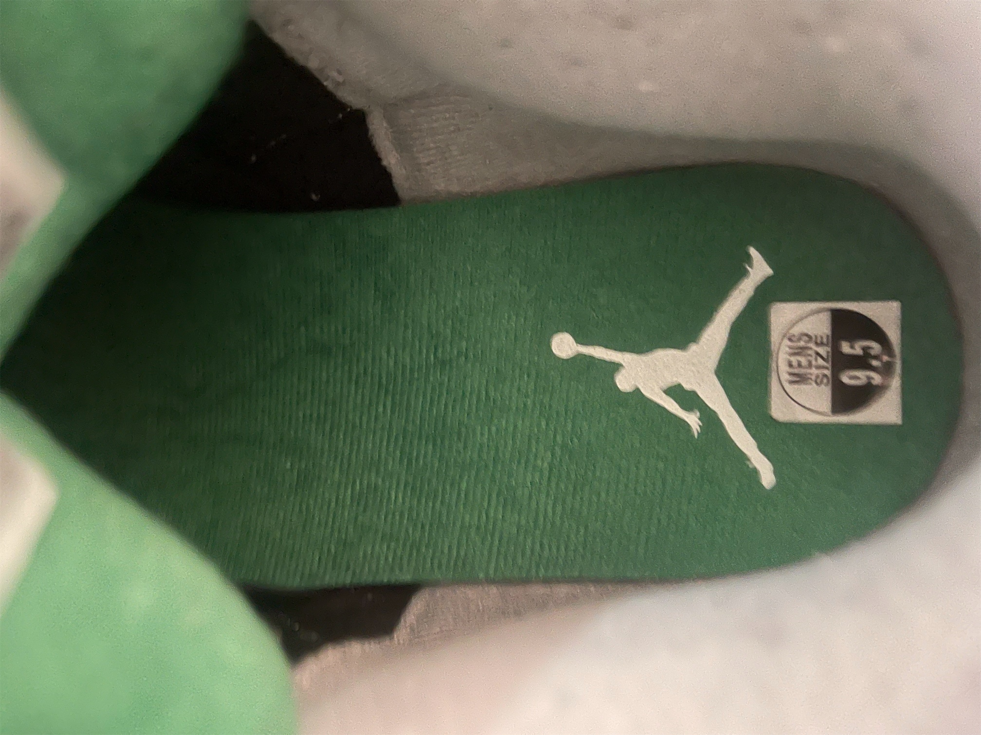 zapatos para hombre - Jordan 3 pine green size 9.5 del kilo 2