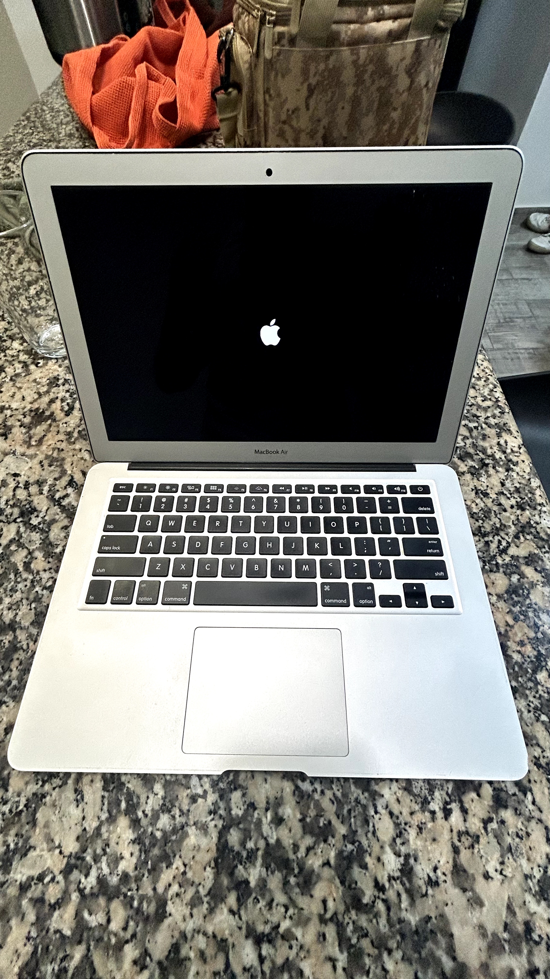 computadoras y laptops - Macbook Air 13''