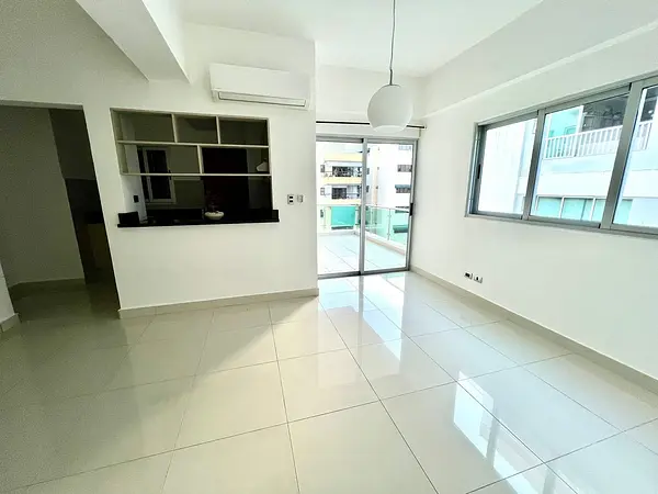 apartamentos - 📍Ensanche Naco
Aquilo Apartamento Vacio en Torre Moderna
 US$1,300  1