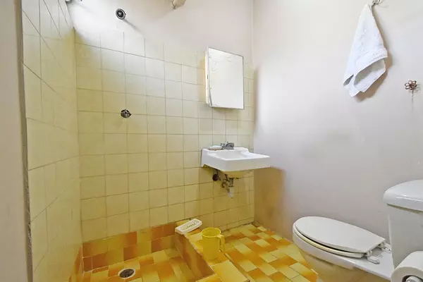 casas - VENDO CASA-SOLAR EN LOS PREDOS EN OPORTUNIDAD  5