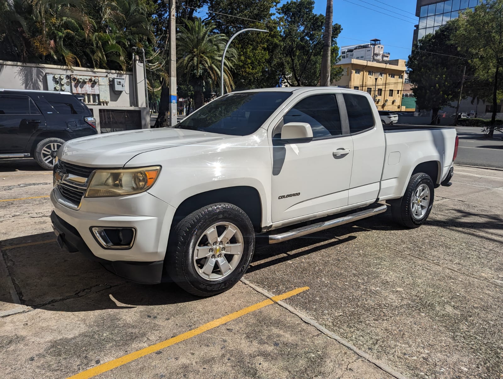 jeepetas y camionetas - CHEVROLET COLORADO 2017