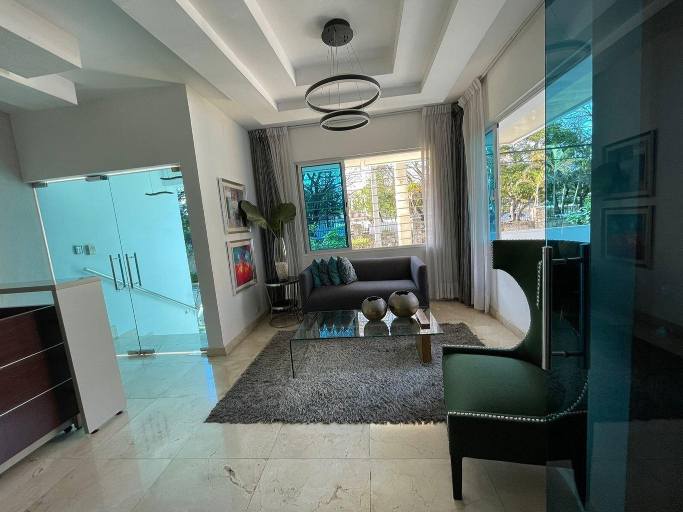 apartamentos - Apartamento en Alquiler Renacimiento de Tres Habitaciones 0