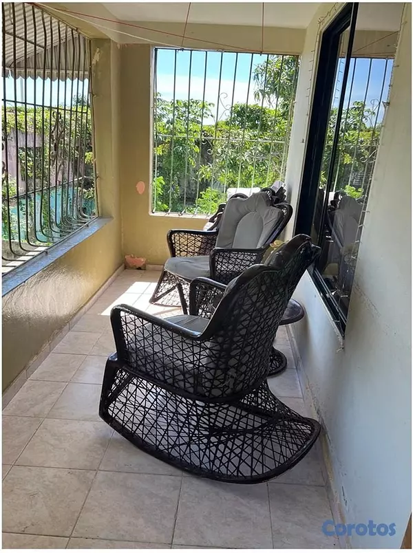 casas - VENDO CASA 2 NIV.,  3 APTOS + SOLAR ATRAS, 423 Mts 10