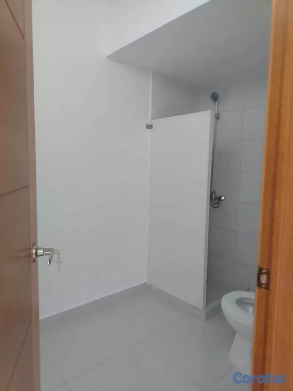 apartamentos - RENACIMIENTO Espectacular apto. A Estrenar para pareja o ejecutivo, Lujosa Torre 5