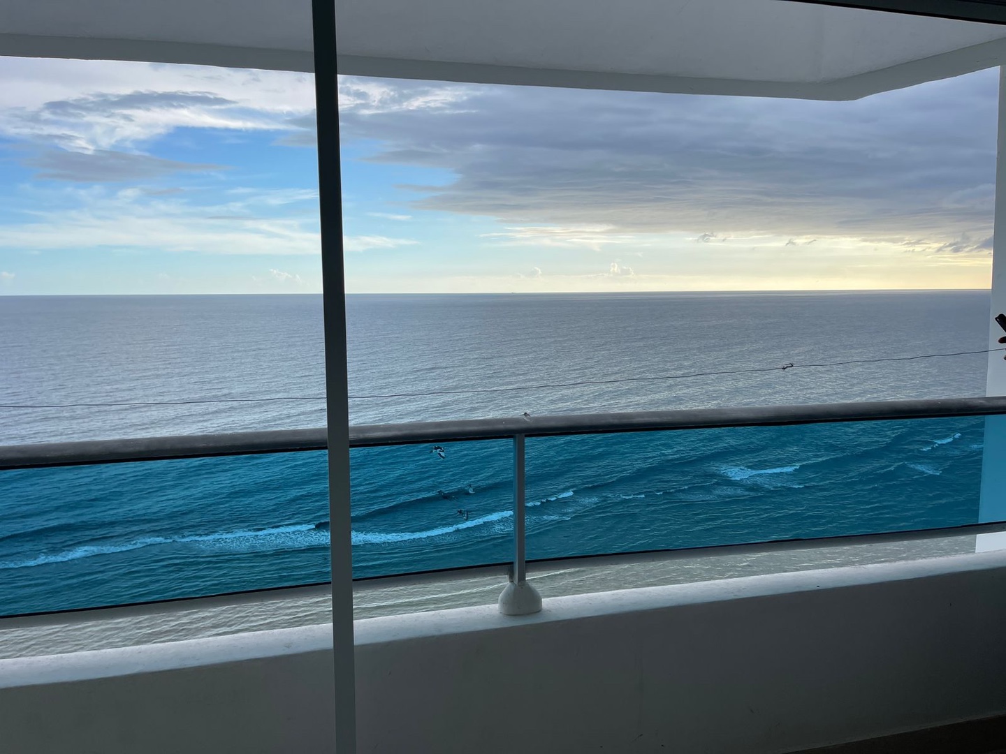 apartamentos - Venta d apartamento en Juan dolio piso 16 con vista al mar zona turística  0