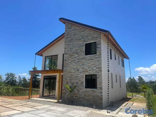 casas vacacionales y villas - Vendo Hermosa Villa 2 Niveles en SABANETA,  JARABA 5