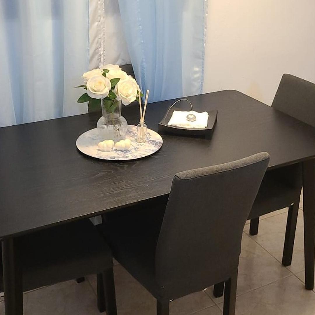 muebles y colchones - Mesa de comedor 4 Sillas
