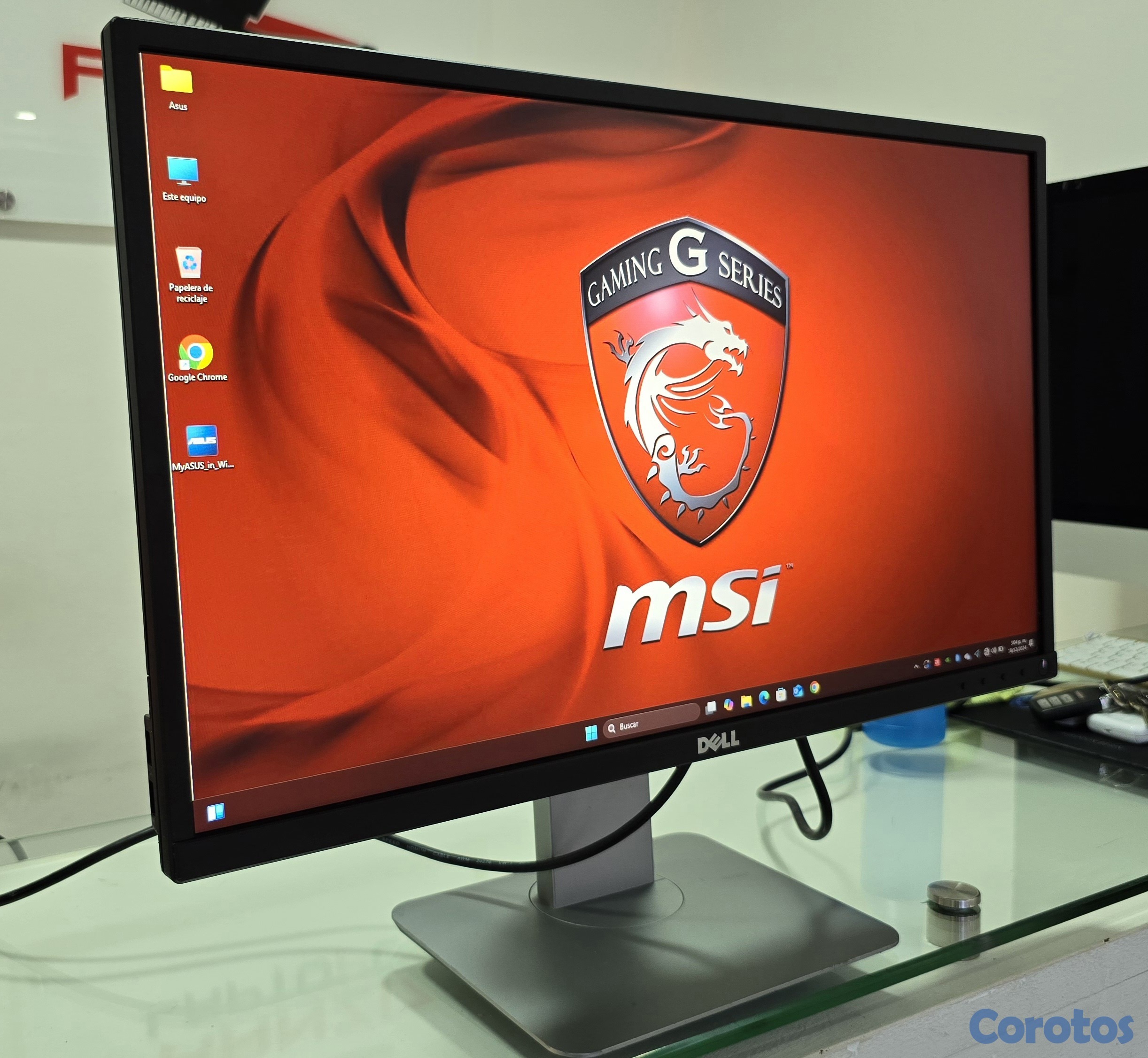 computadoras y laptops - Monitor Dell 24 Pulg hdmi vga trae usb 1