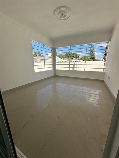 apartamentos - Amplio Apartamento en venta 165 Mts2 de oportunidad. 3