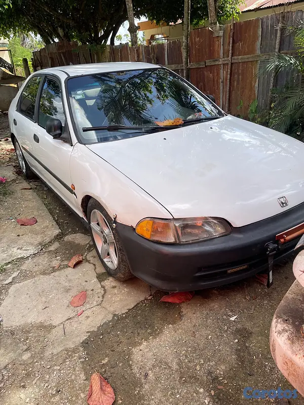 carros - Está en muy buenas condiciones  2
