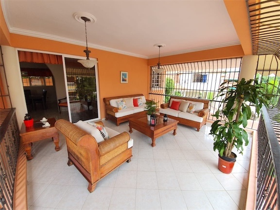 casas - Hermosa casa tipo mansión arroyo hondo lll 9
