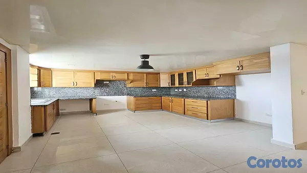 penthouses - Amplio penthouse en alquiler en Ensanche Naco 6
