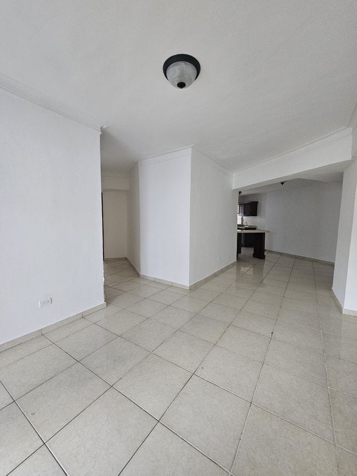 apartamentos - Oportunidad de apartamento en Ensanche Quisqueya 