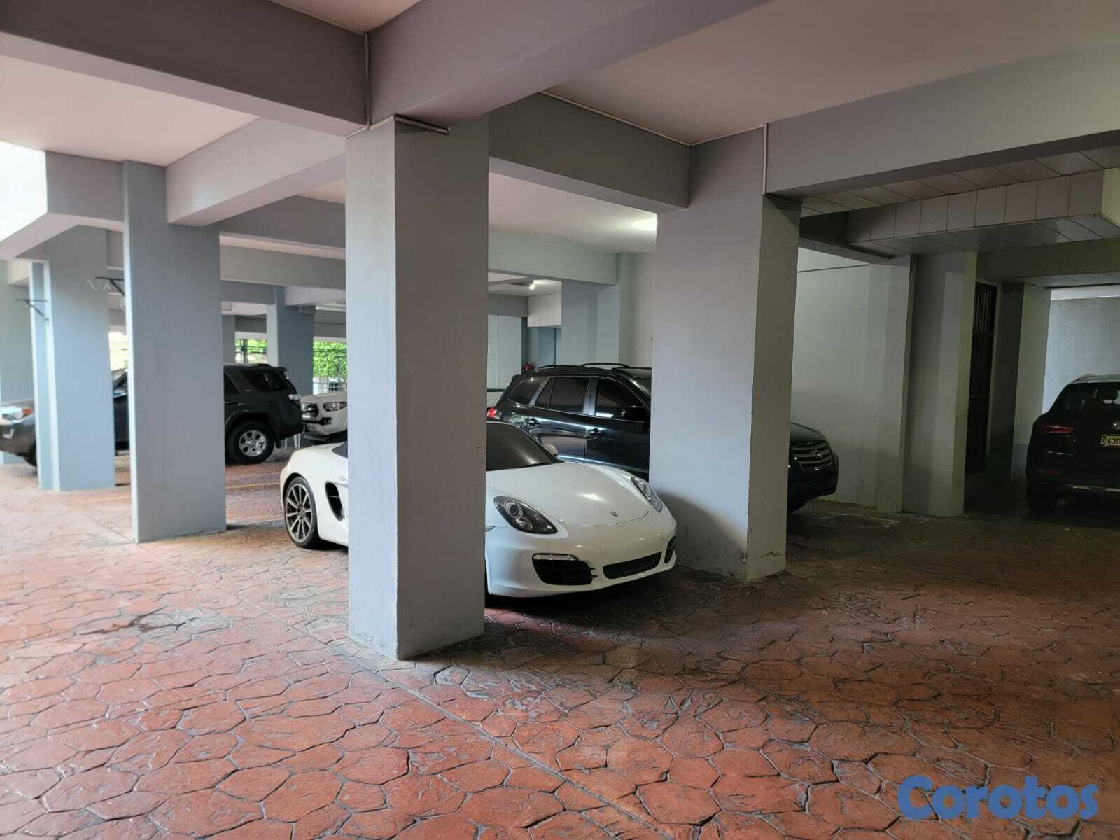 apartamentos - EXCELENTE APART EN TORRE DE LOS CACICAZGOS, D.N. 8