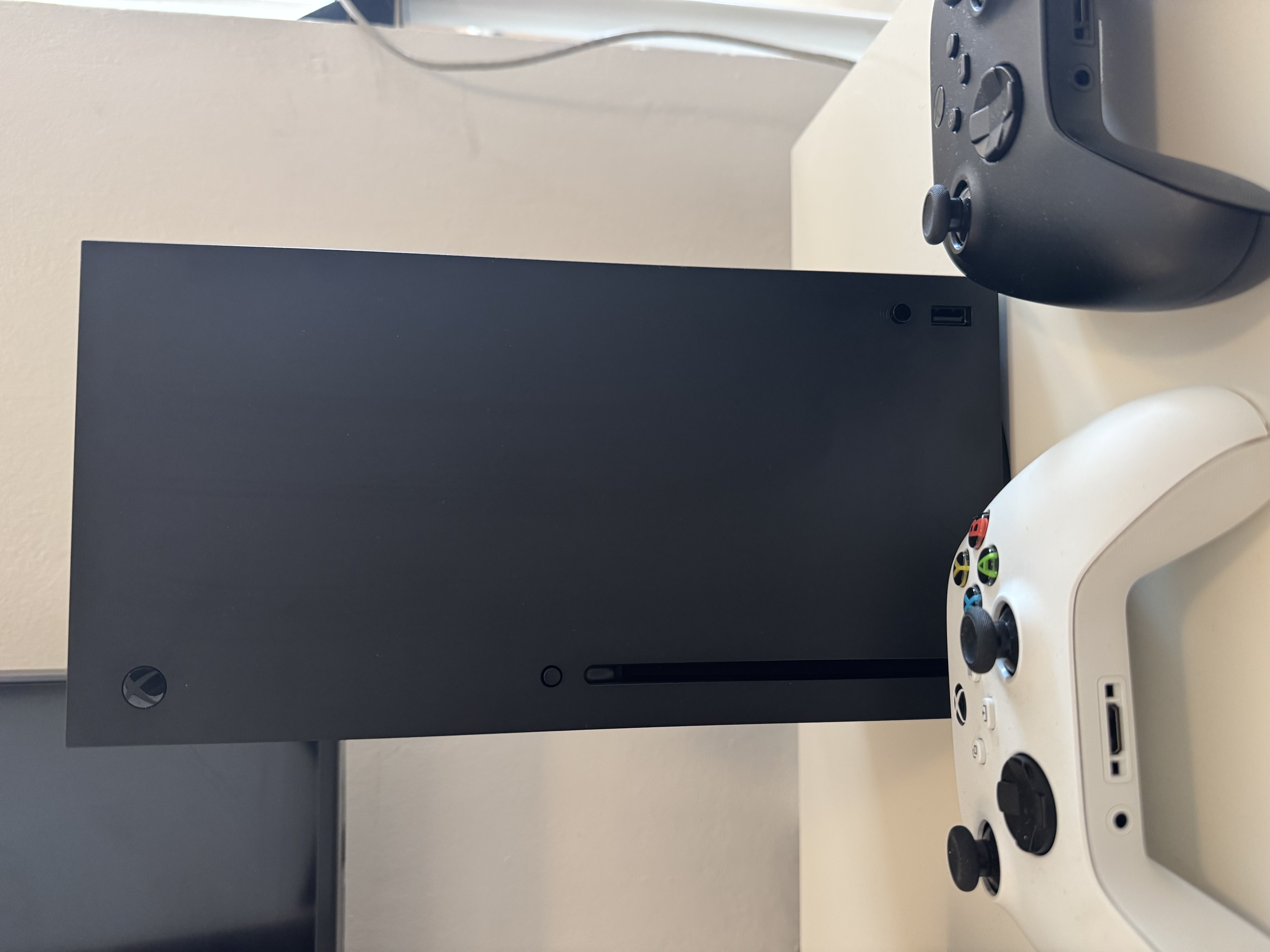 consolas y videojuegos - Xbox Series X + 2 controles 