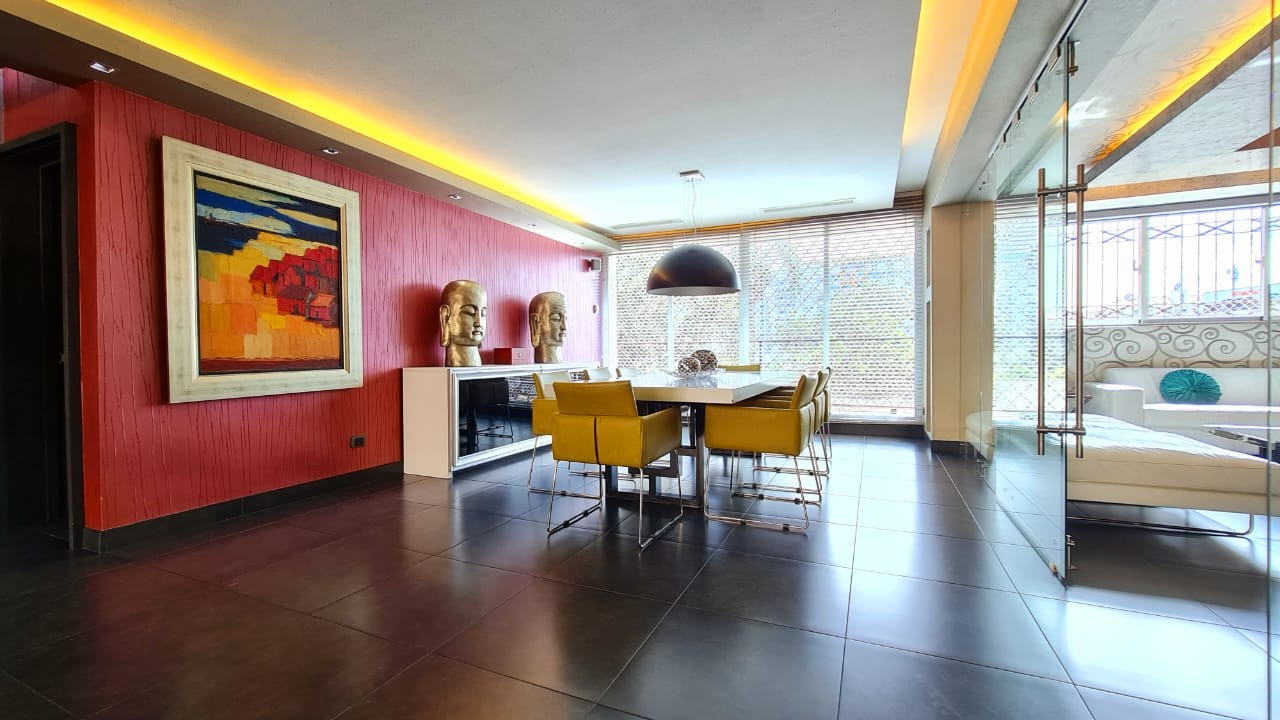 apartamentos - Ensanche NacoVenta de apartamento vacío 380 mts2/3er piso. 