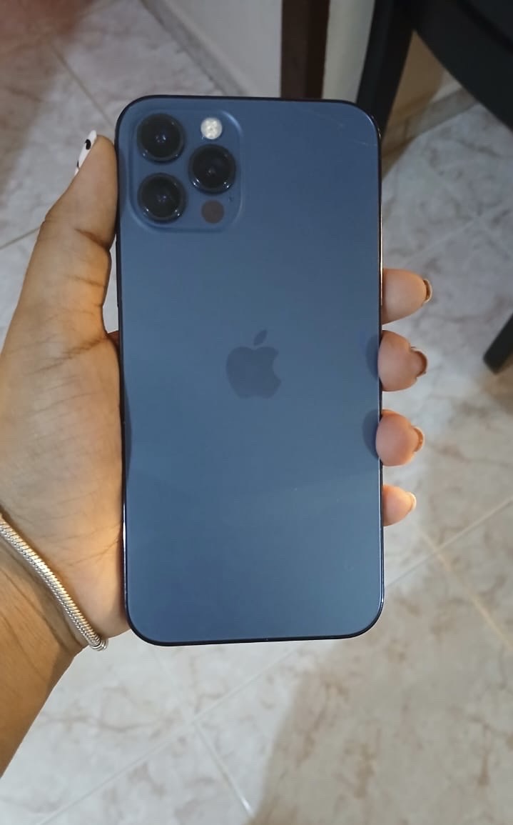 celulares y tabletas - Iphone 12 Pro [hidden information]