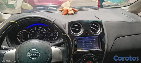 carros - Carro en buenas condiciones, con detalles mínimo  7