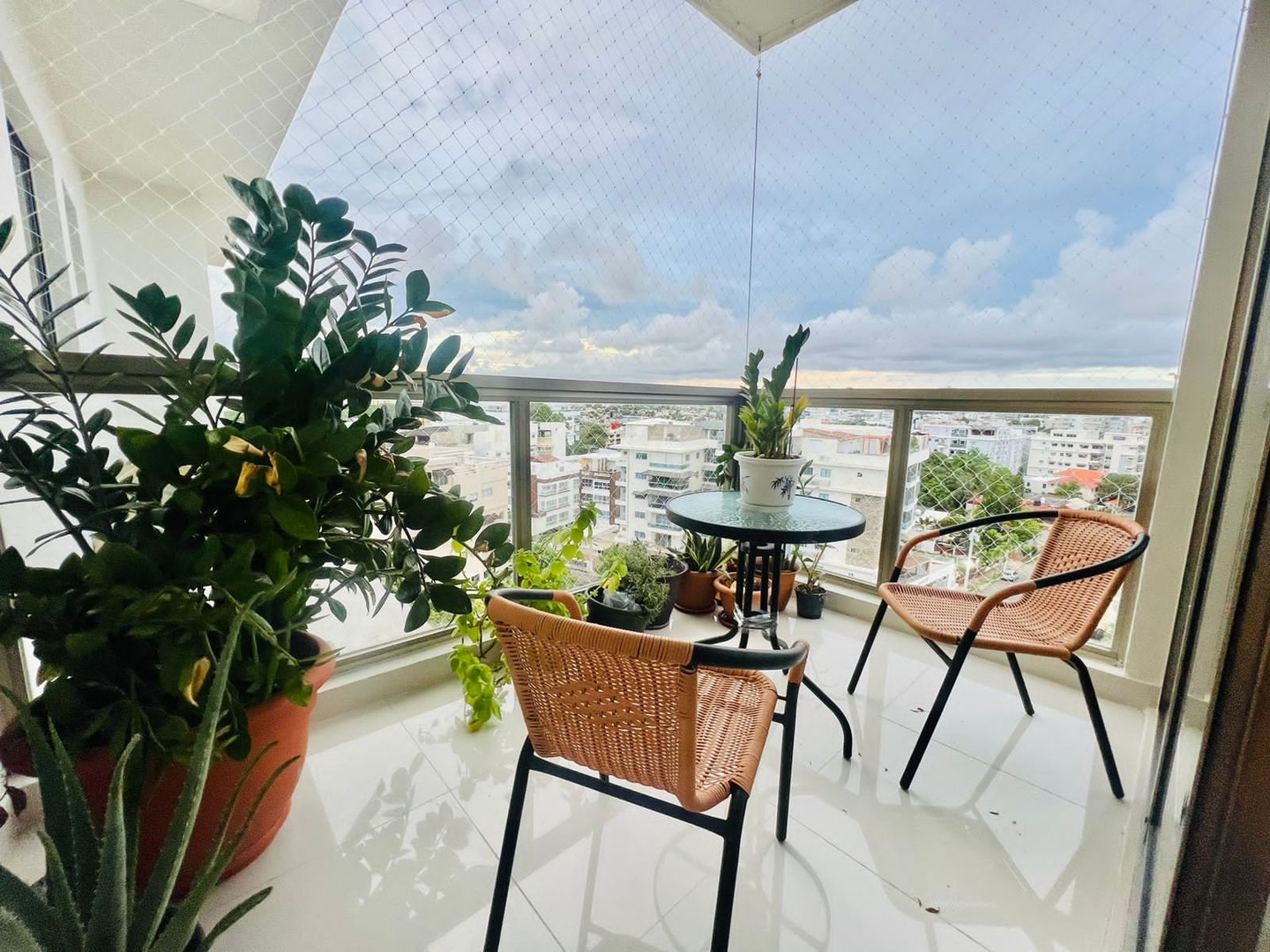 apartamentos - Se vende apartamento en El Millón 8