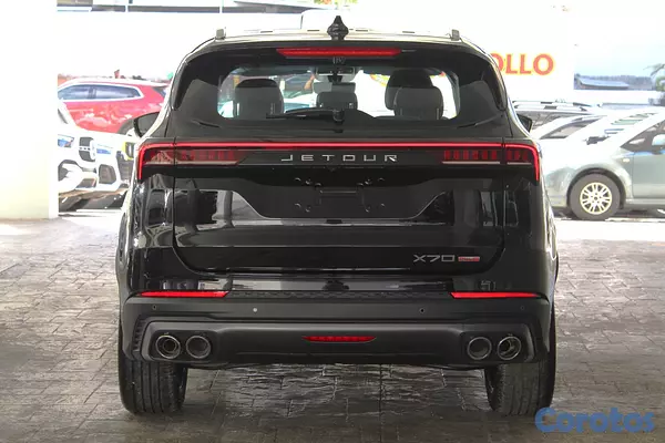 jeepetas y camionetas - Jetour X70 PLUS 2026 3
