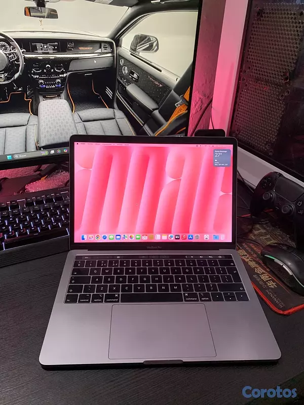 computadoras y laptops - MacBook Pro 2018 16RAM 256SSD TouchBar+TouchID 2