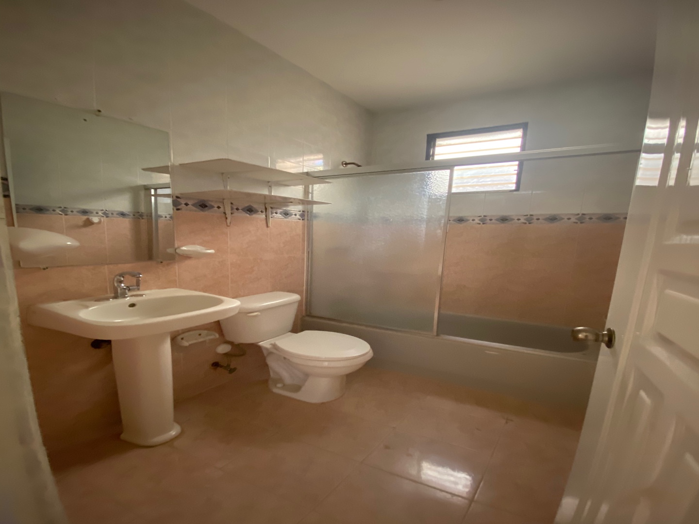 casas - CASA EN VENTA EN SANTIAGO DE LOS CABALLEROS  4