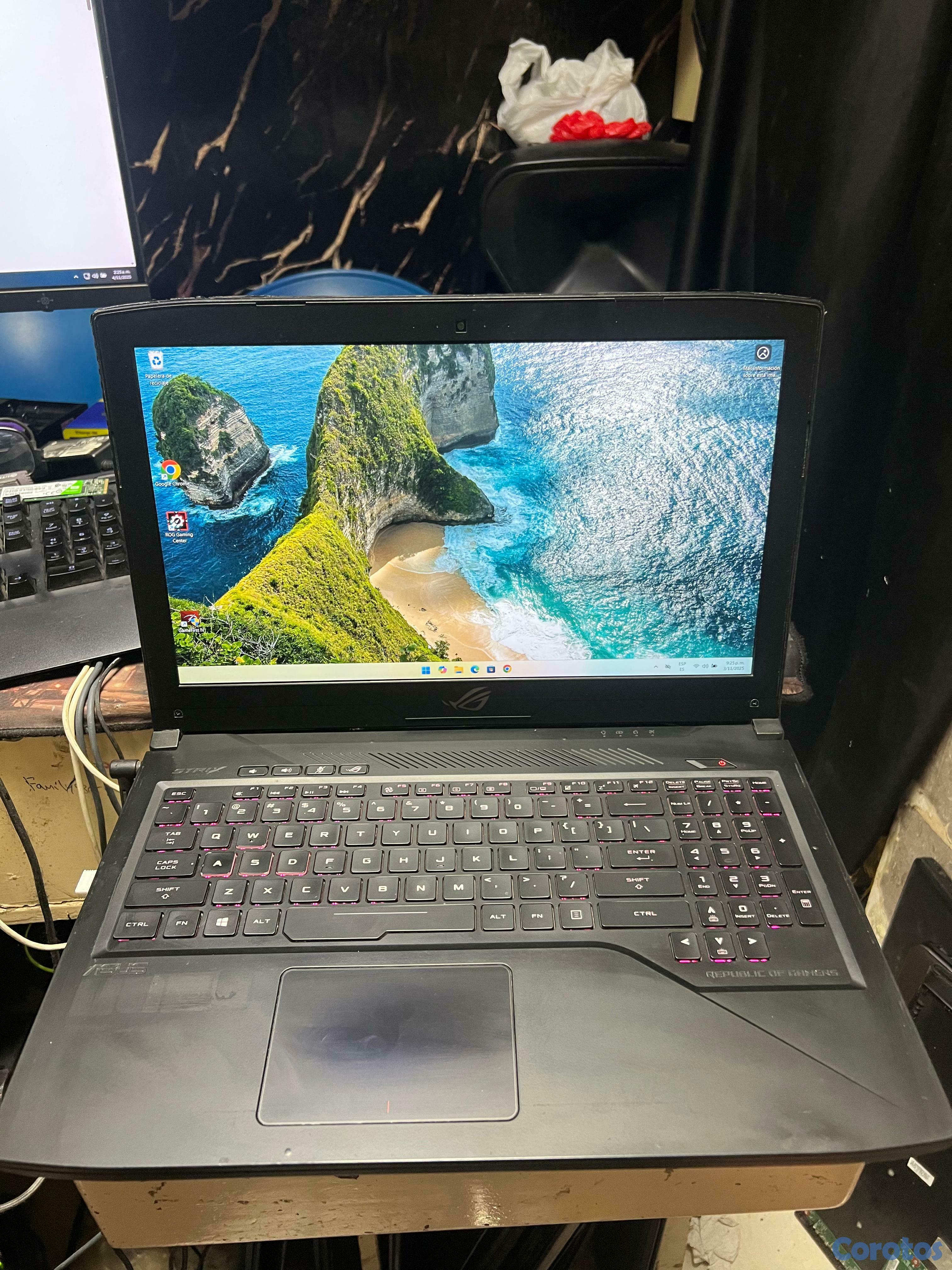 computadoras y laptops - ASUS ROG STRIX /Intel i7-7700HQ @2.80Ghz /GTX1050  6