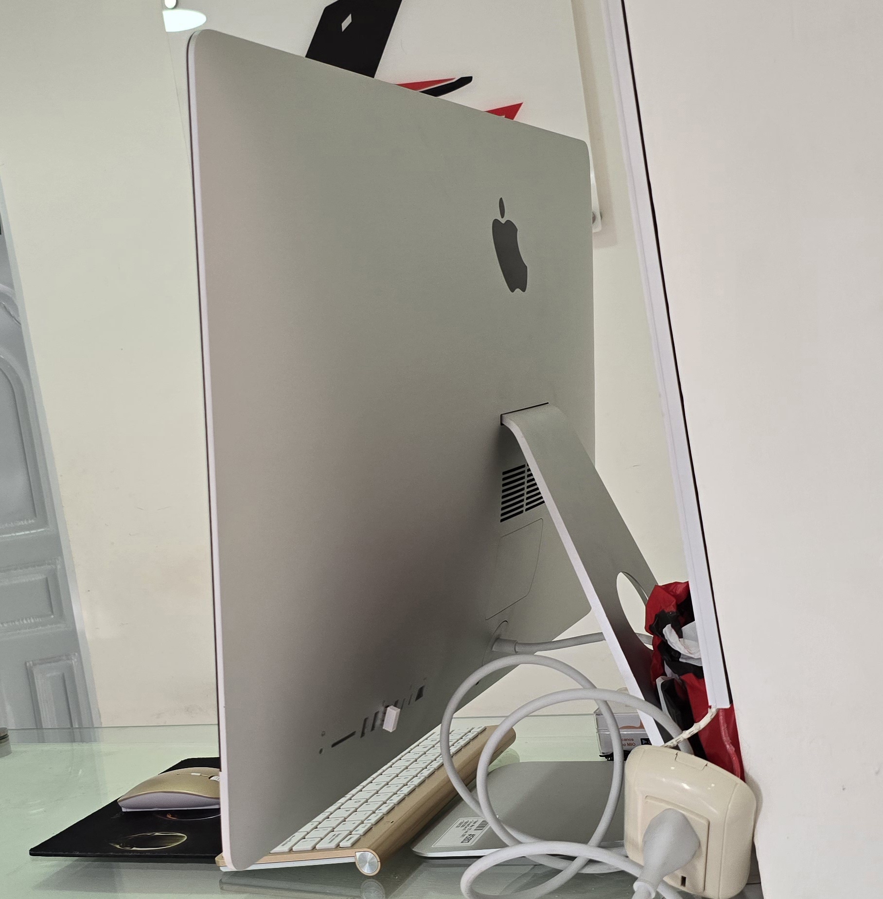 computadoras y laptops - imac 21 Pulg Retina 4K Core i7 3.2ghz Ram 16gb ddr4 Disco 512gb SSD año 2017 1