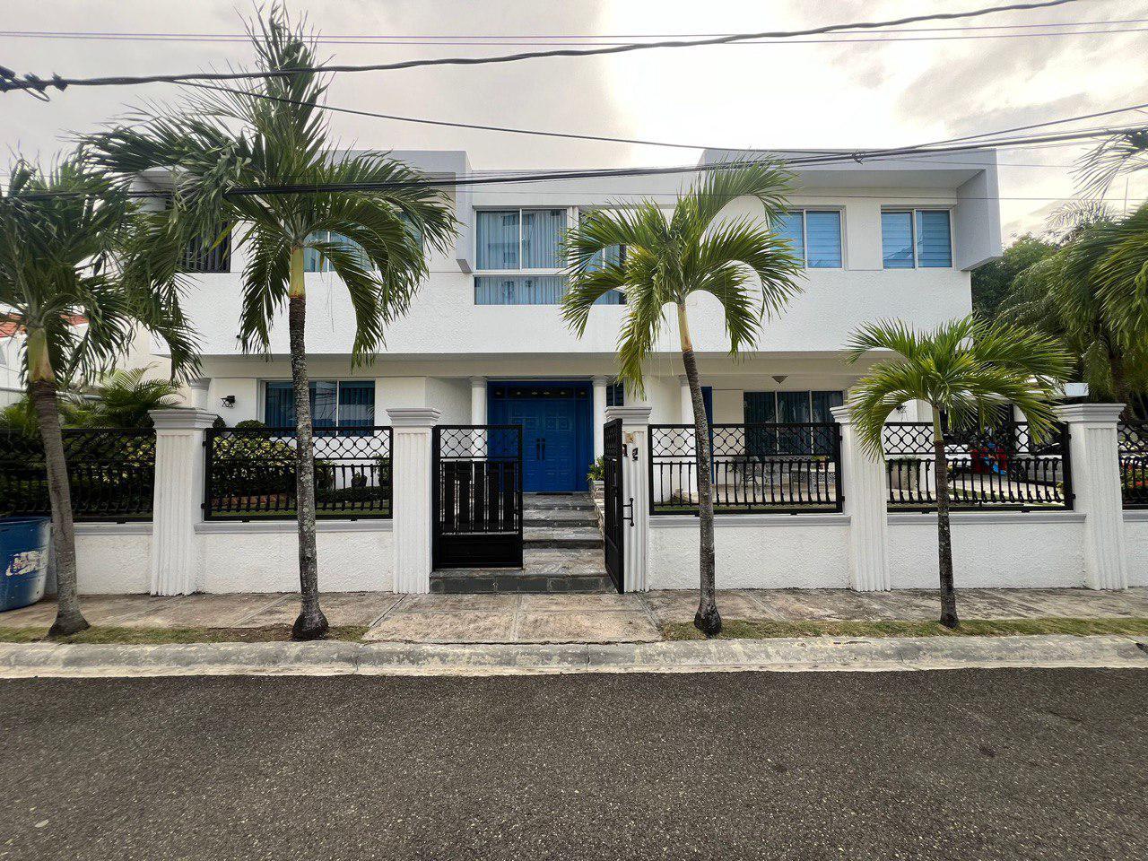 casas - Casa de Venta en Villa Olga 