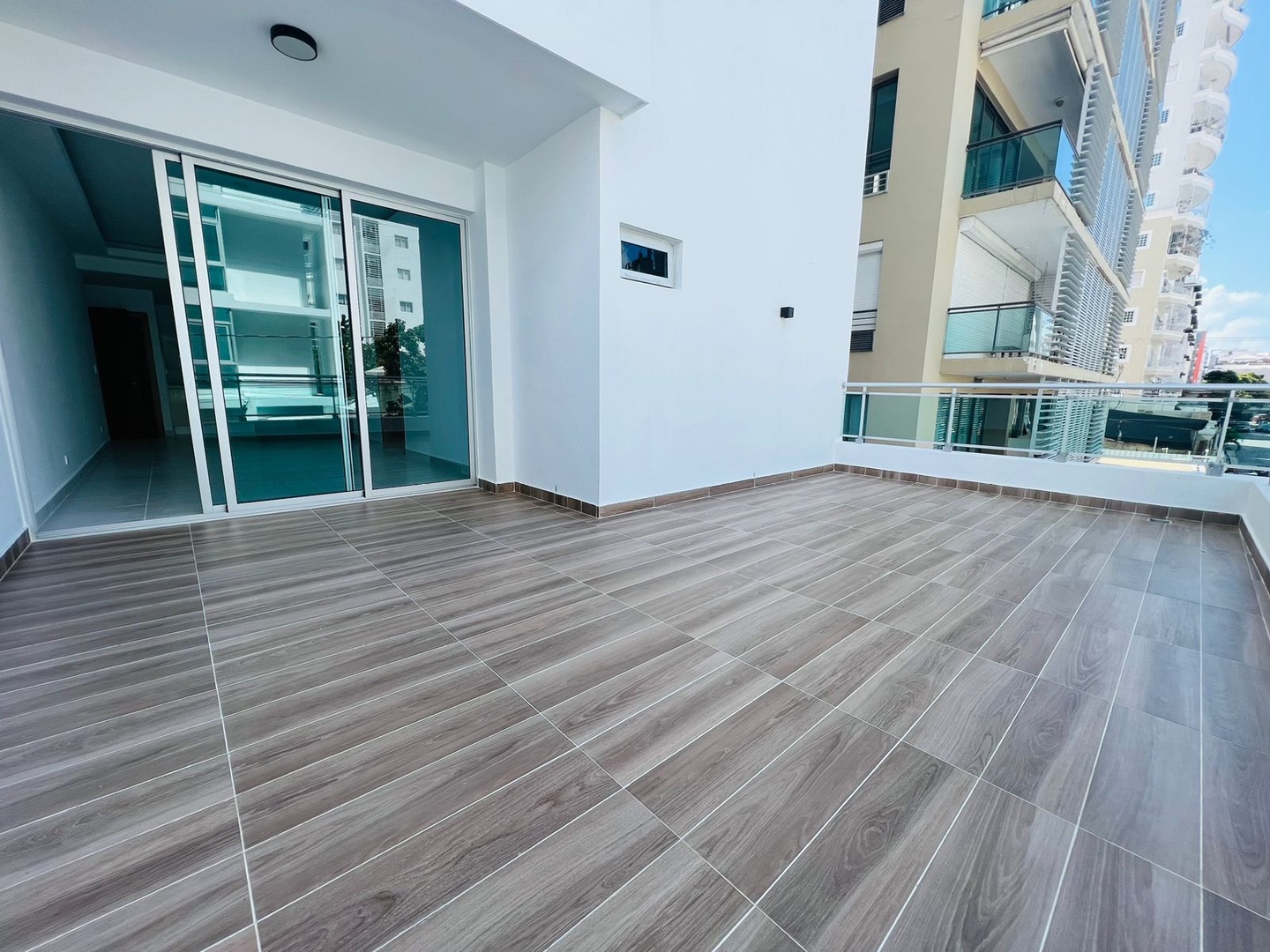 apartamentos - Apartamento con terraza en Evaristo Morales