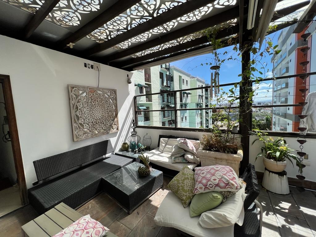 apartamentos - Vendo Penthouse en Evaristo Morales 0