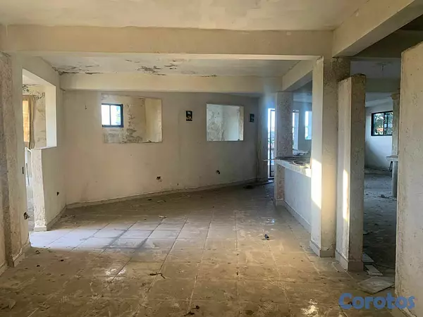 casas - Se vende casa en Respaldo Los Tres Ojos 9