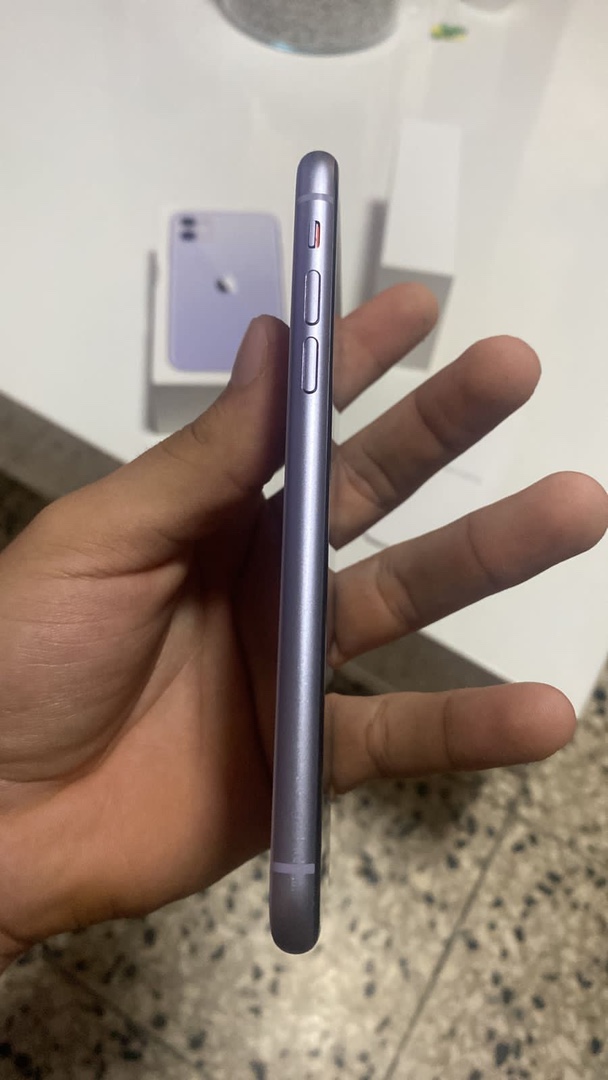 IPHONE 11 NORMAL
