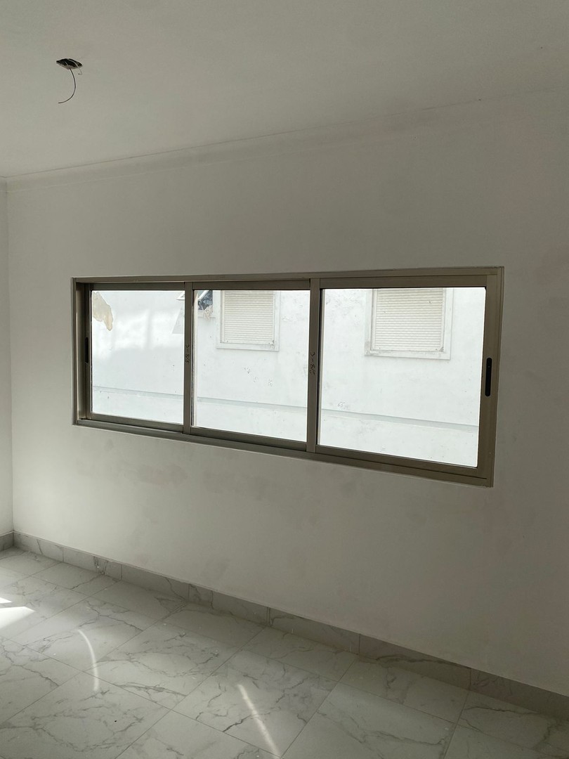 apartamentos - Alquiler apartamento en Evaristo morales 
2 habitaciones 
2 baños
sala 
cocina
