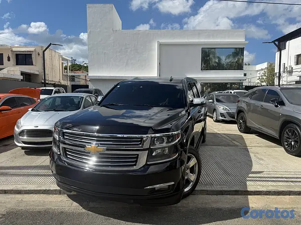 jeepetas y camionetas - Chevrolet Suburban LT 2017 12