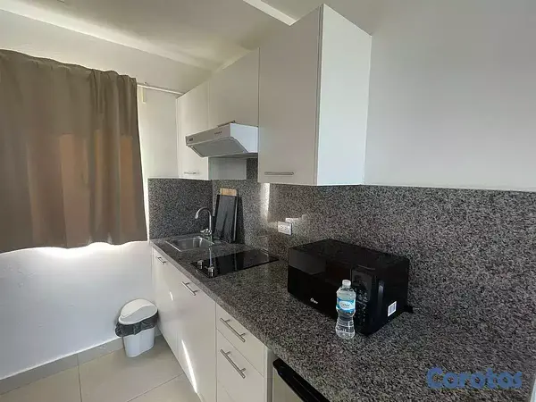 habitaciones y viviendas compartidas - La Romana - La Caleta, Hotel amueblado en ubicación premium 3