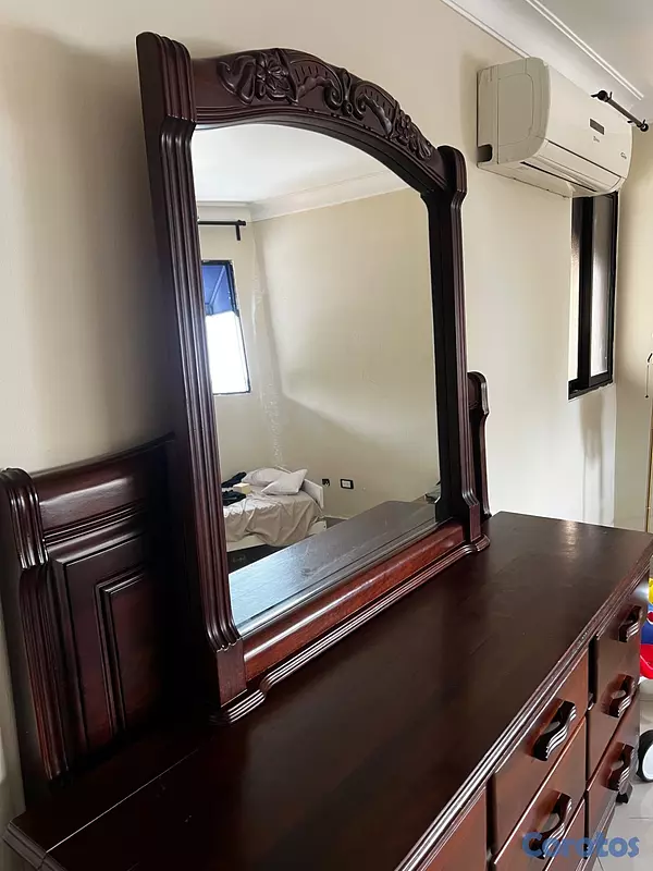 muebles y colchones - Vendo gavetero  caoba 9 gavetas 5