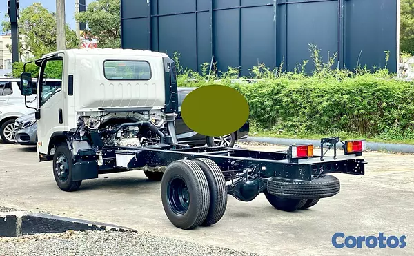 camiones y vehiculos pesados - CAMION ISUZU NPR CHASIS (14 PIES),  2026 4