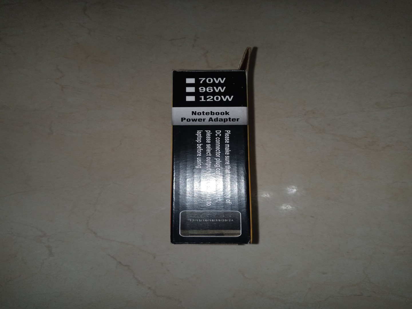 accesorios para electronica - CARGADOR UNIVERSAL LAPTOP