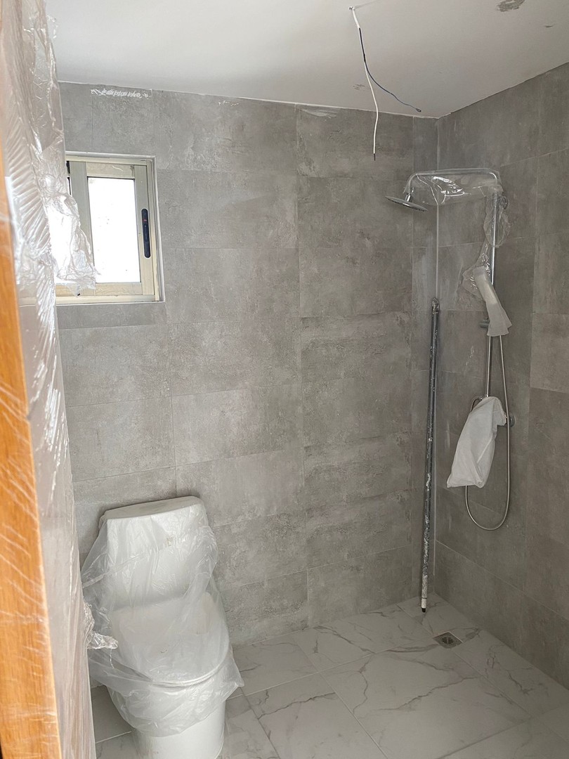 apartamentos - Alquiler apartamento en Evaristo morales 
2 habitaciones 
2 baños
sala 
cocina
 1