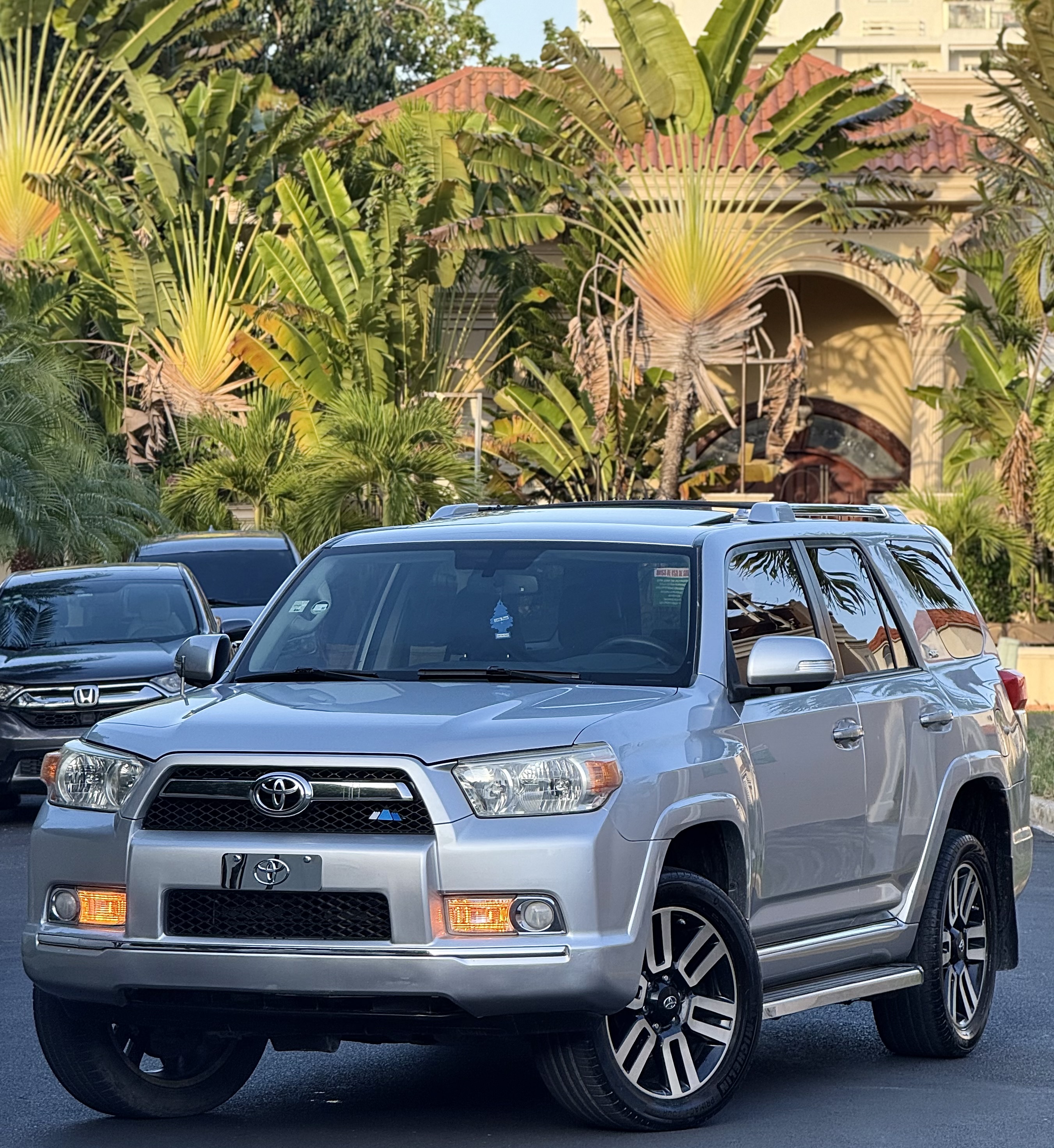 jeepetas y camionetas - Toyota 4runner SR5 Premium 4x4 2 filas 2012 
