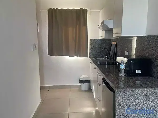habitaciones y viviendas compartidas - La Romana - La Caleta, Hotel amueblado en ubicación premium 4