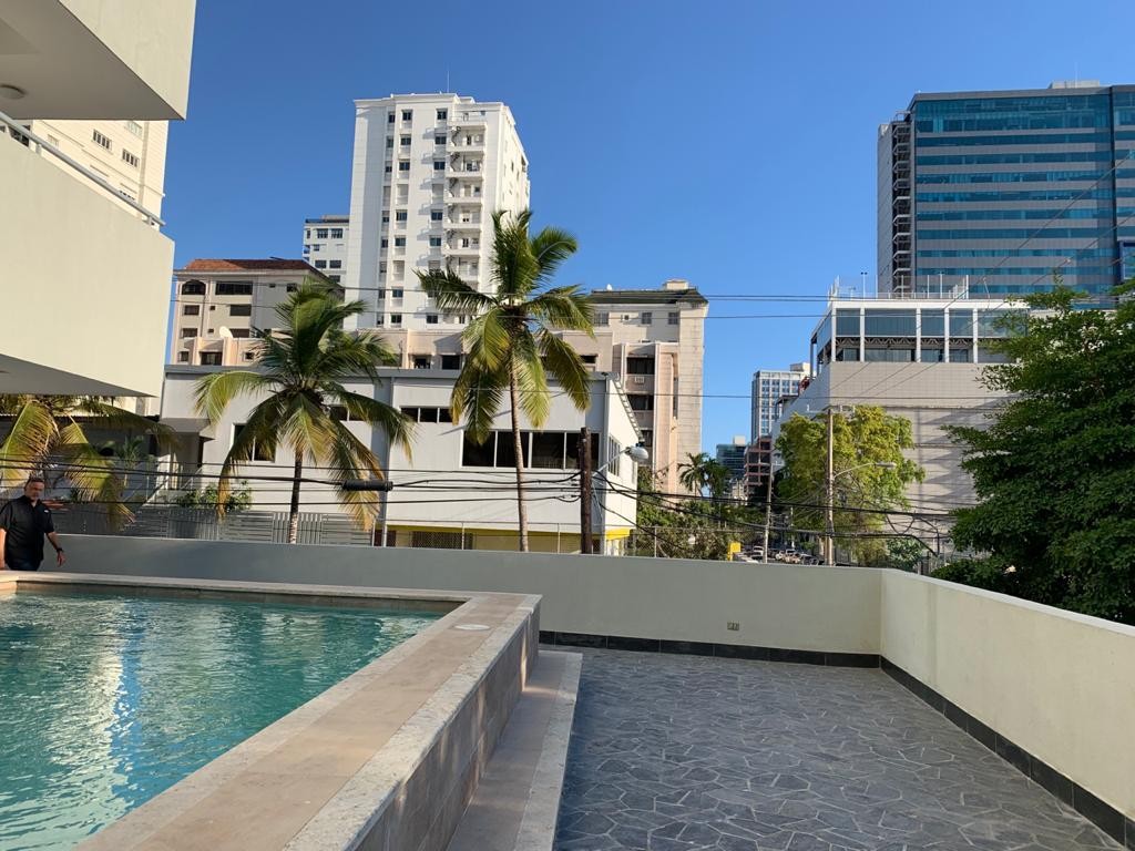 apartamentos - En sector piantini: se renta apartamento con estudio y piscina sin amueblar 7