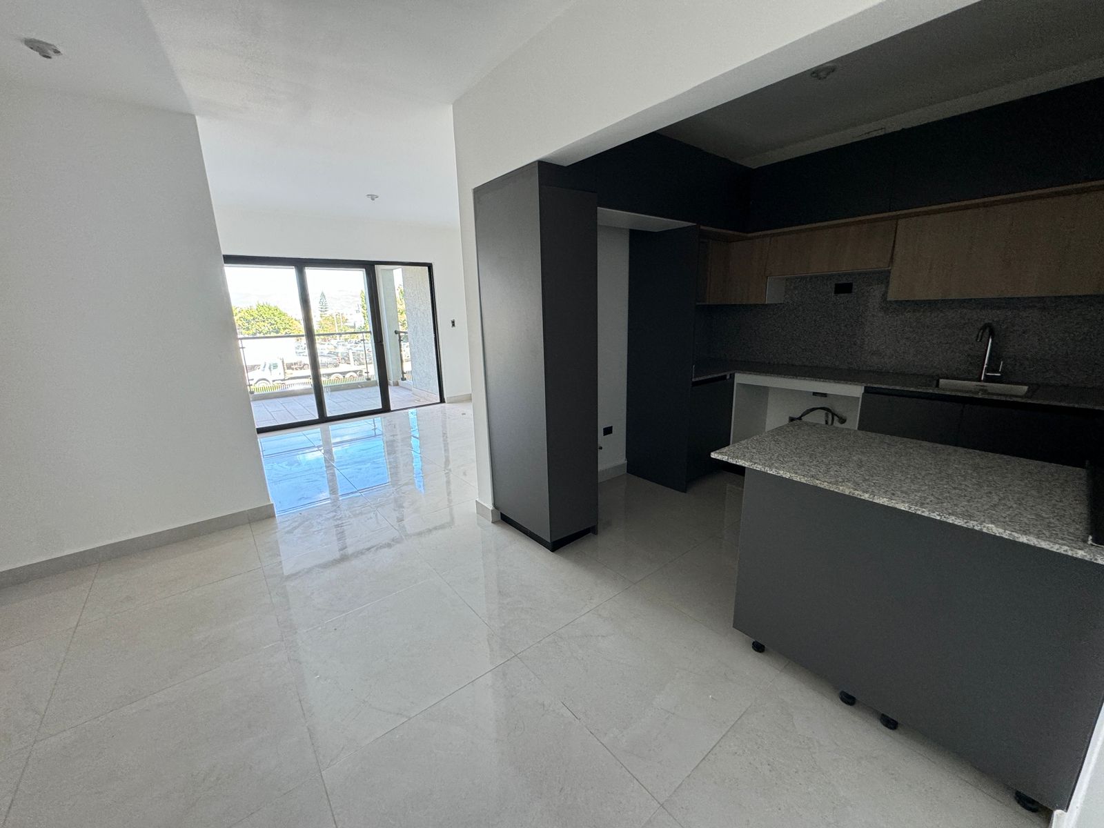 apartamentos - Apartamentos en Torre Ave. Hispanoamericana  7