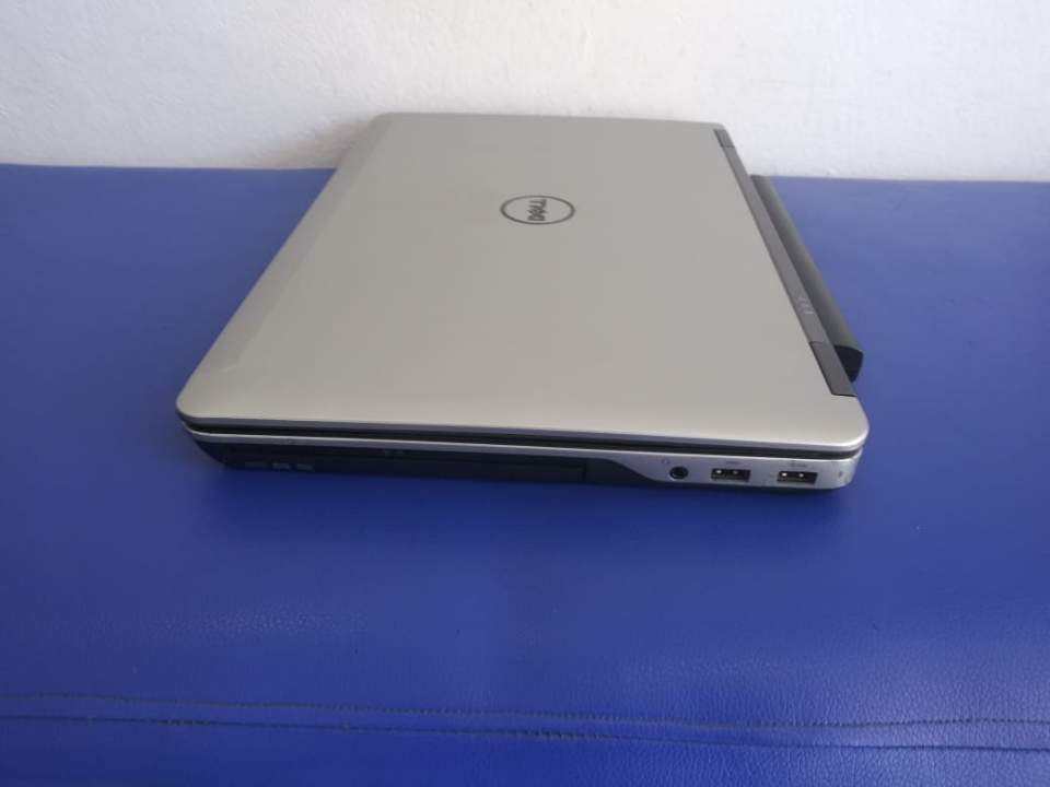 computadoras y laptops - Laptop Dell 6540 I7 gaming 8gb ram 2gb video 500gb disco 2