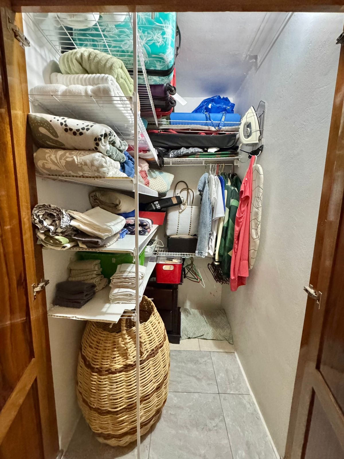apartamentos - Vendo altos De Arroyo hondo 3 Ph tres hab parqueos 9