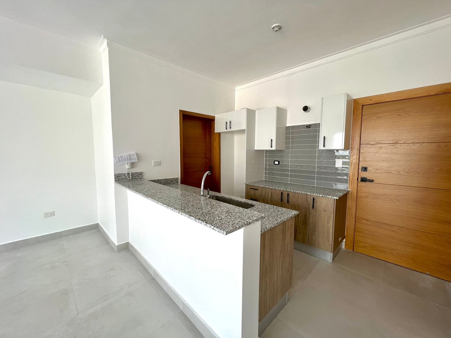 apartamentos - Apartamento con línea blanca en Serralles 1