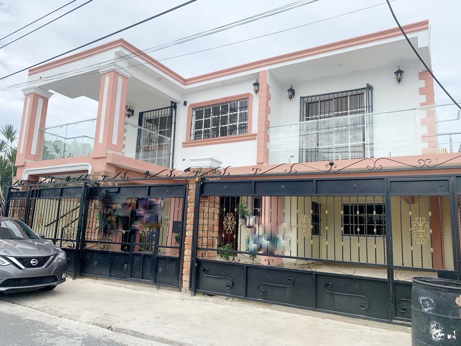 casas - hermosa casa en una zona céntrica y tranquila en los prados  2