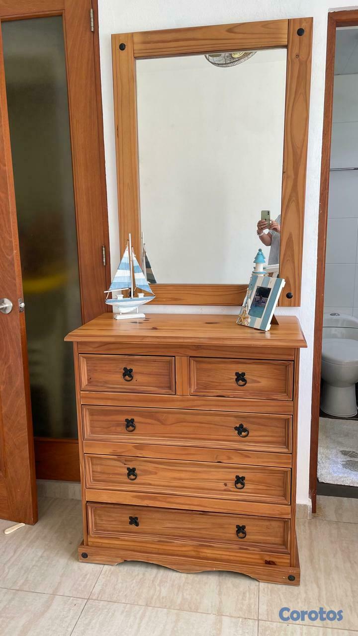 muebles y colchones - Gavetero en madera de 5 gavetas 1